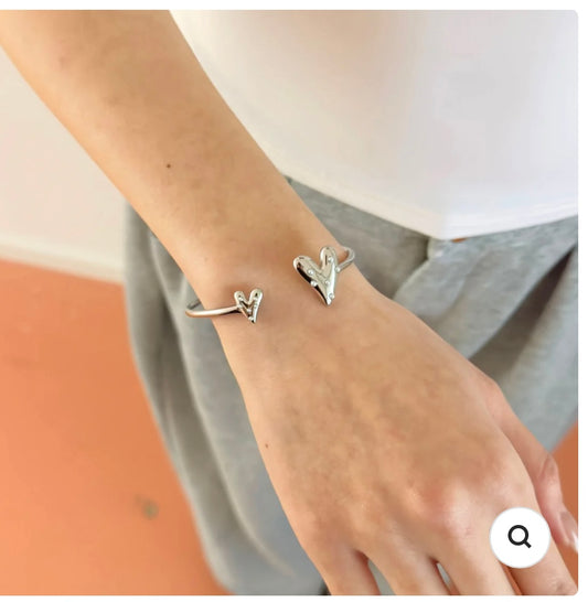 Bangle hartjes parel